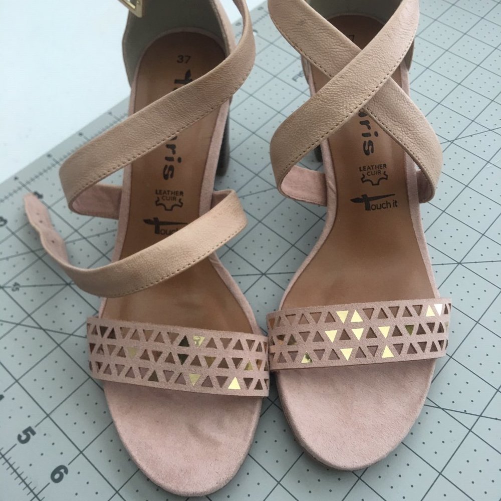 Women Sandals 37
